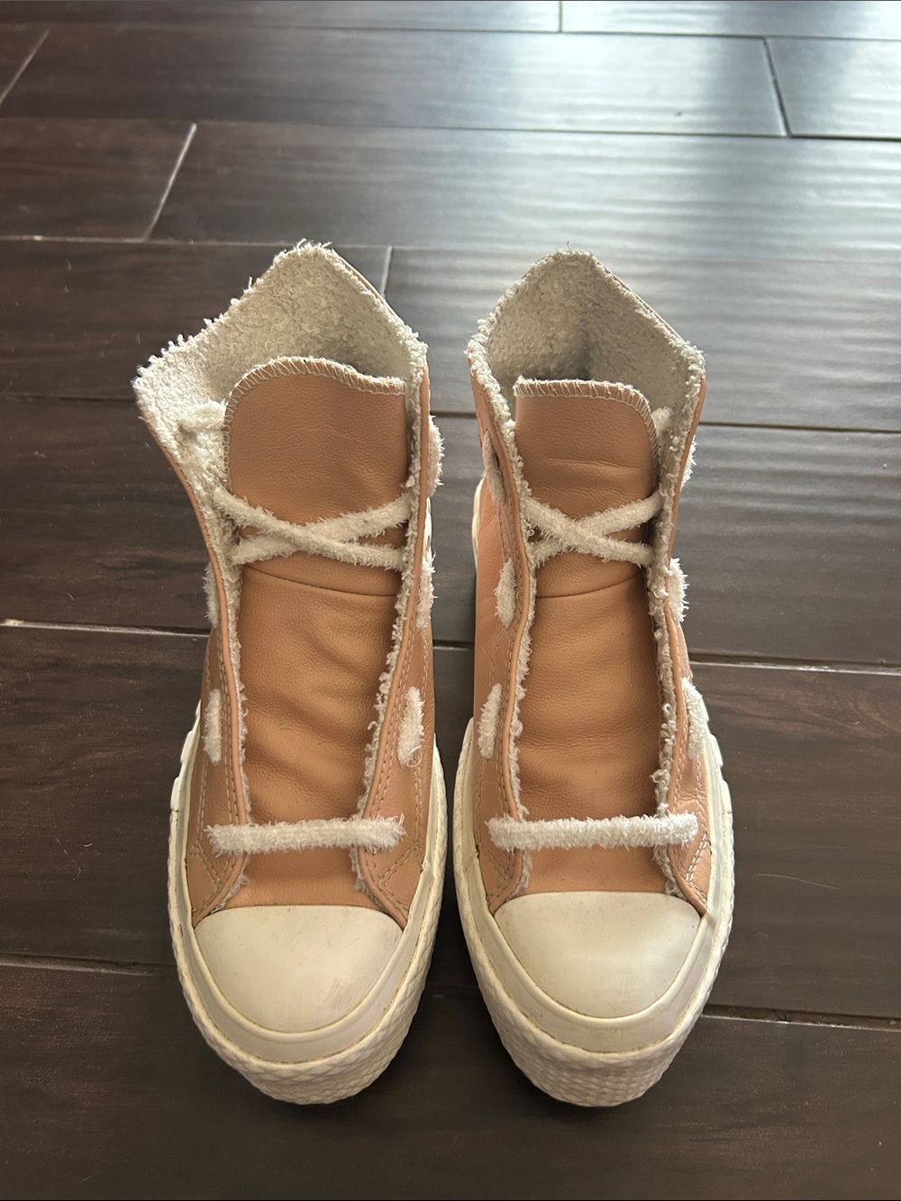 Converse Chuck Taylor All Star Lift 2X Platform Size US 8